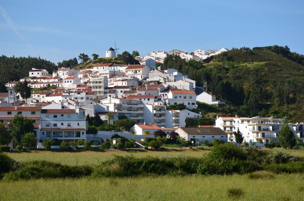Pedra Dos Corvos Beach House Odeceixe Eksteriør bilde