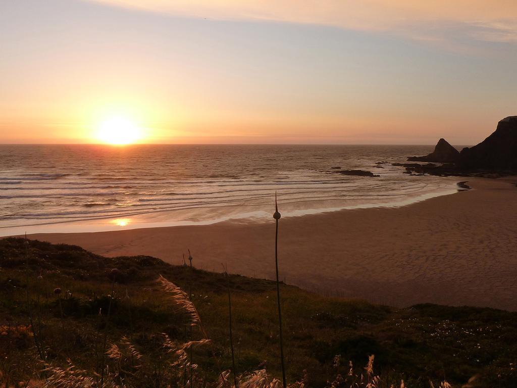 Pedra Dos Corvos Beach House Odeceixe Eksteriør bilde